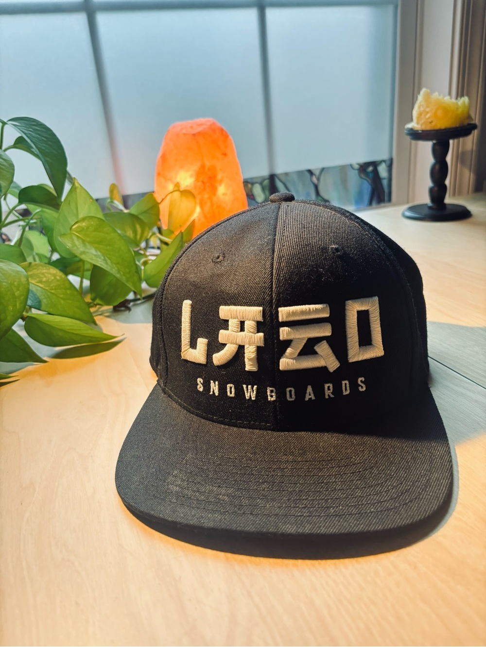 Black Snapback Scotty Lago SNOWBOARDS hat